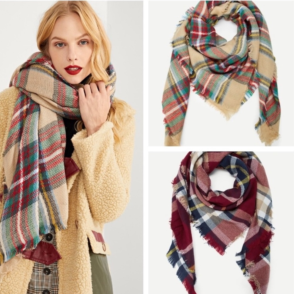 Beautiful Beige Blanket Scarf - Picture 2 of 6